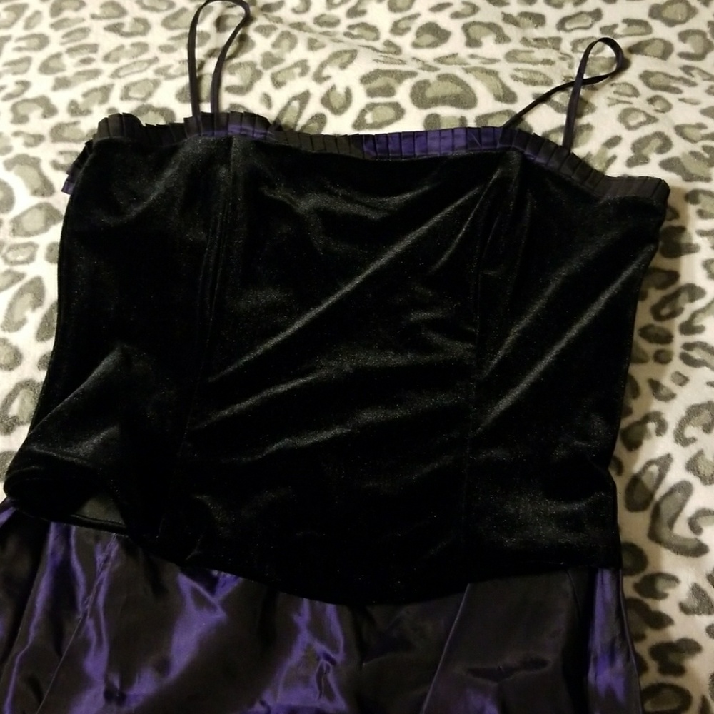 VINTAGE Purple/Black  2 piece dress